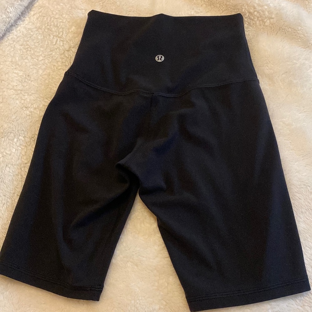 lululemon Align™ High-Rise Short 8" size 2